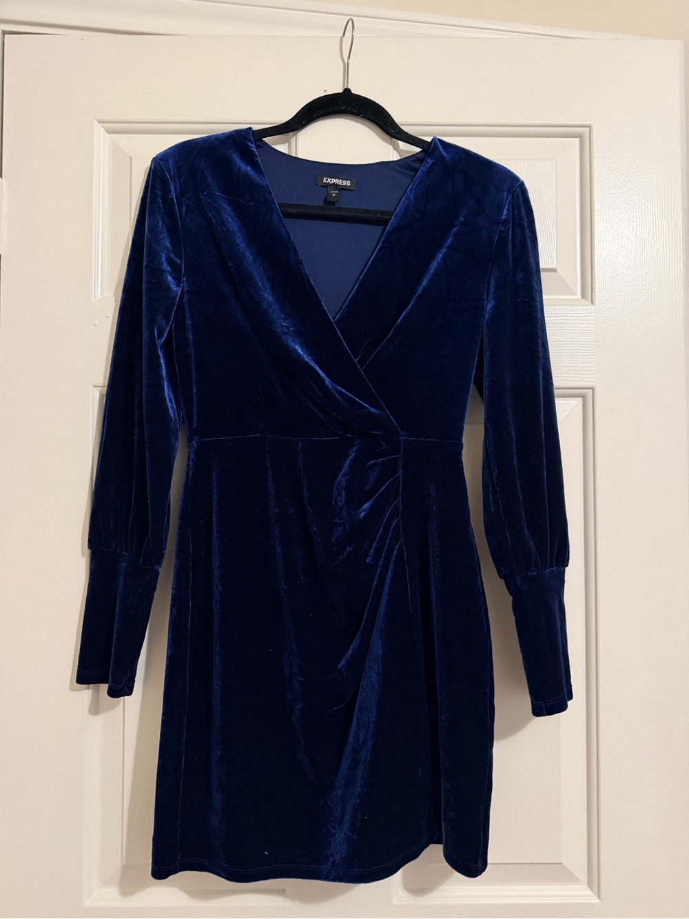 Express Deep Navy Velvet Cocktail Dress with Long Sleeves